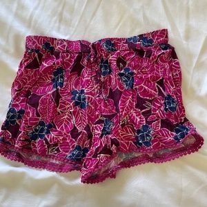 womens shorts